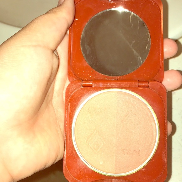 This is a Instant bronze powder it was used once - Picture 1 of 4